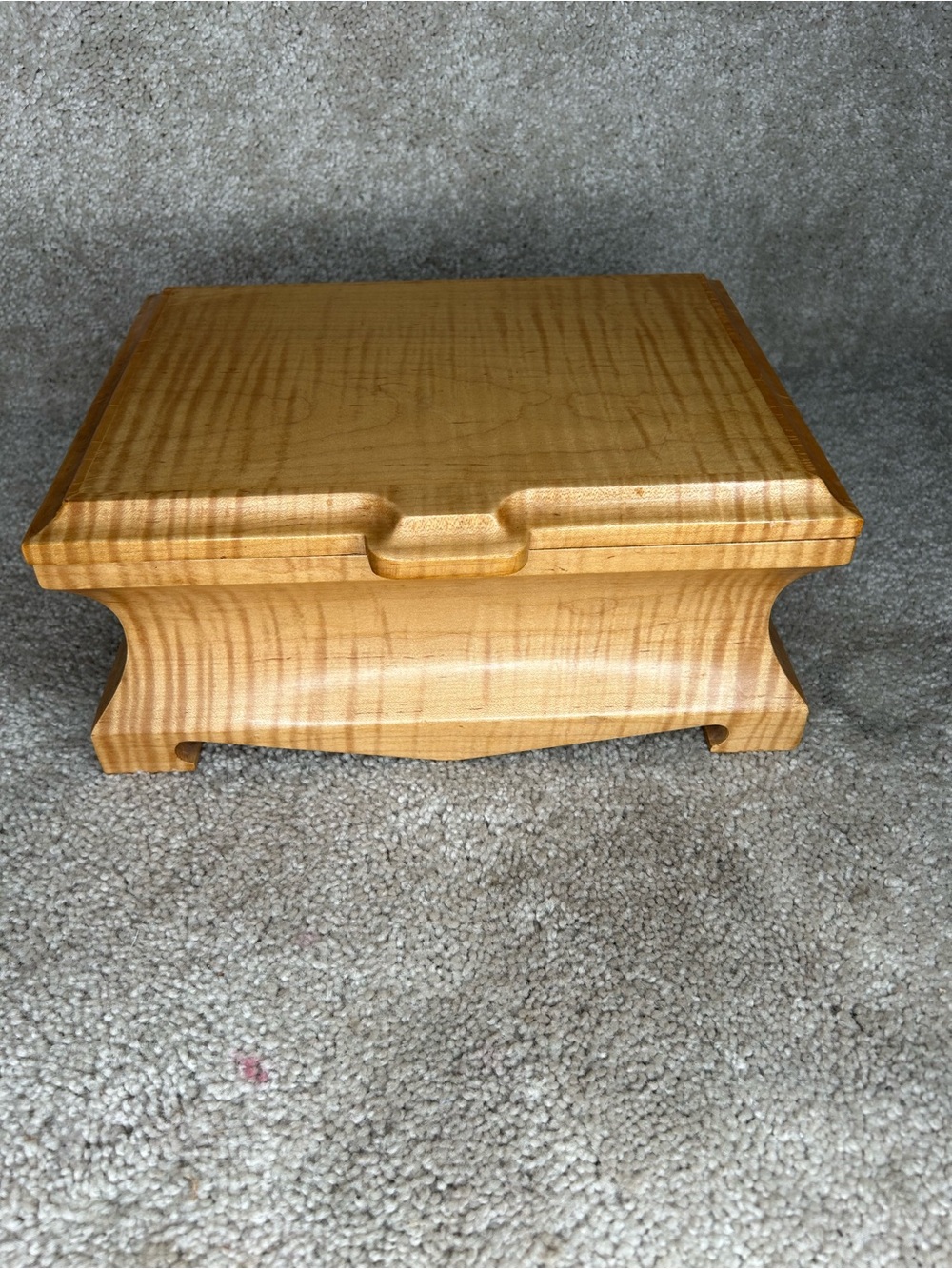 Large Handmade Curly Tiger Maple Wood Jewelry Chest / Valet Keepsake Box (10.5x8